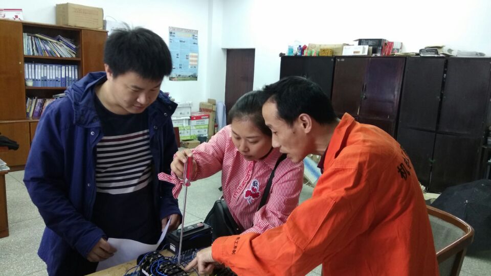 机电工程系教师积开展技能大练兵活动
